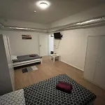In - Cozystays Daire Kamen