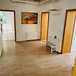In - Cozystays קאמן