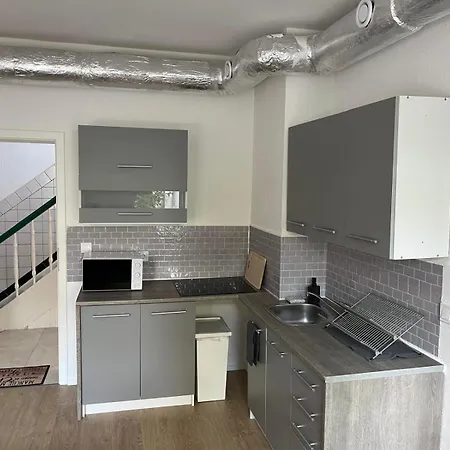 In - Cozystays Διαμέρισμα