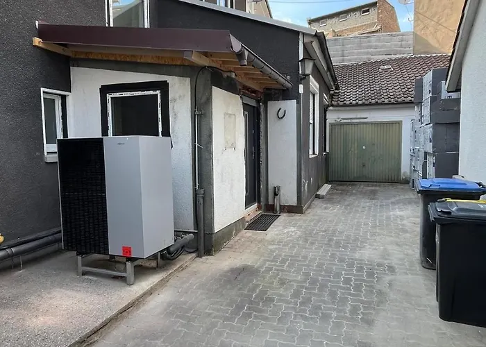 Apartment In - Cozystays *