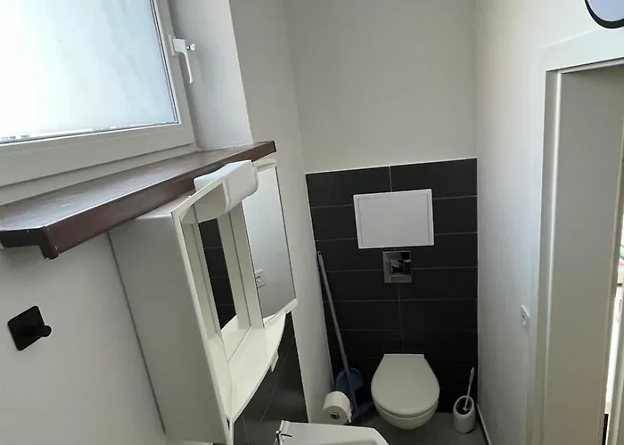 In - Cozystays Apartment