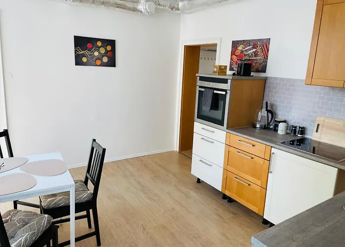 דירה In - Cozystays