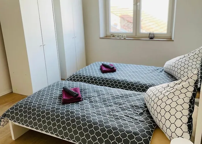 In - Cozystays Apartment *