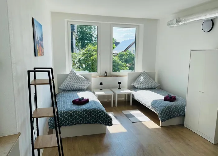 In - Cozystays דירה קאמן